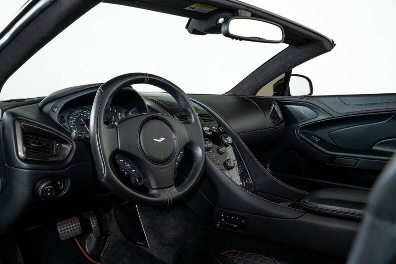 2015 Aston Martin Vanquish Volante