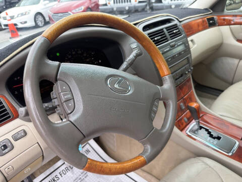 2002 Lexus LS 430