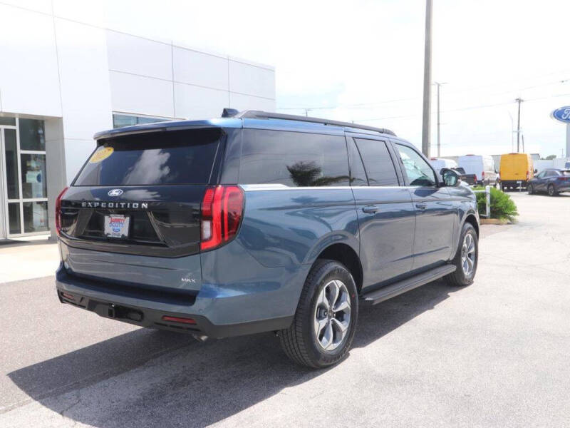 2027 Ford Expedition MAX Active