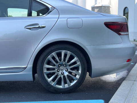 2017 Lexus LS 460