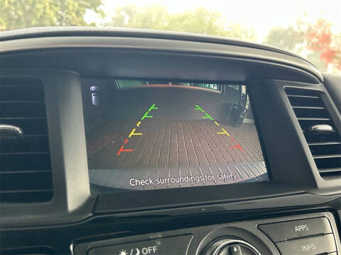 2018 Nissan Pathfinder SV