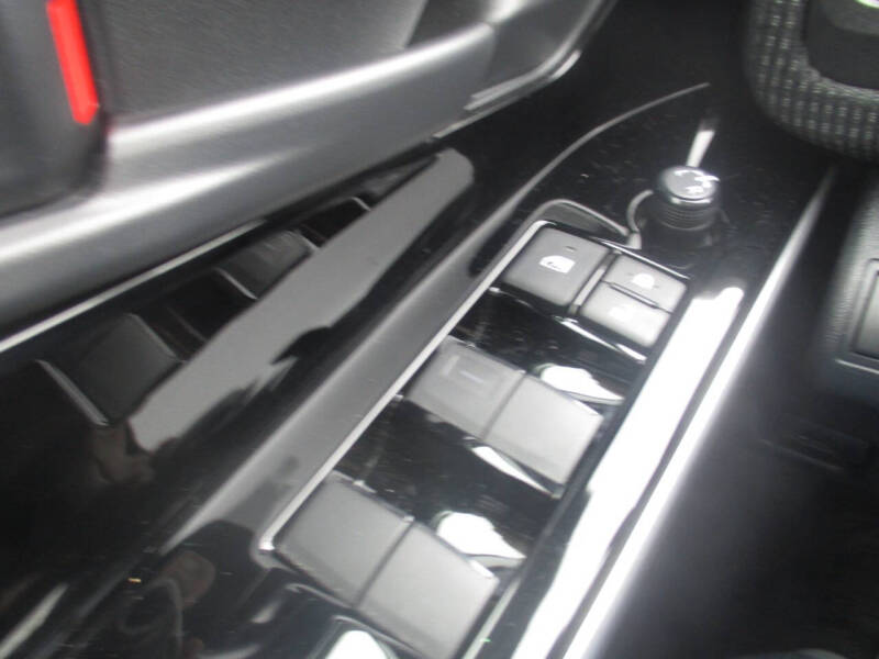 2023 Toyota bZ4X XLE