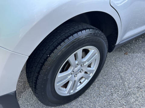 2011 Ford Edge SE