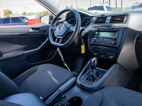 2015 Volkswagen Jetta