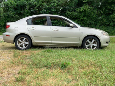 2004 Mazda MAZDA3 for sale at Tennessee Valley Wholesale Autos LLC in Huntsville AL