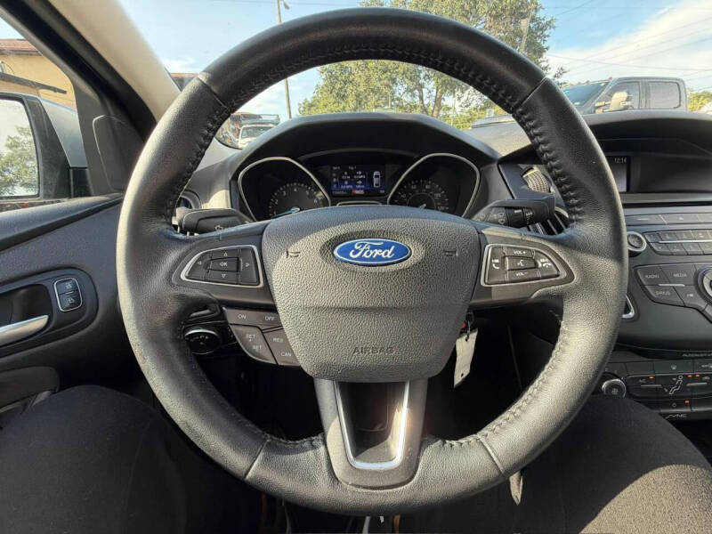 2016 Ford Focus SE