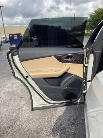 2021 Audi Q8 quattro Premium Plus 55 TFSI