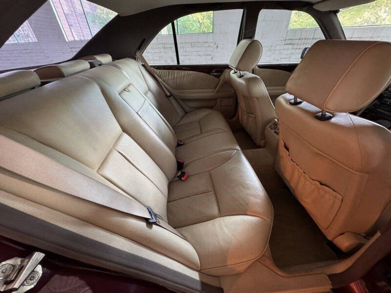 1996 Mercedes-Benz E-Class E 320