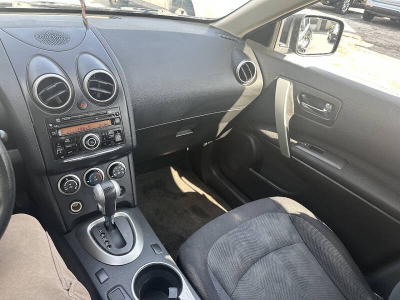 2012 Nissan Rogue S