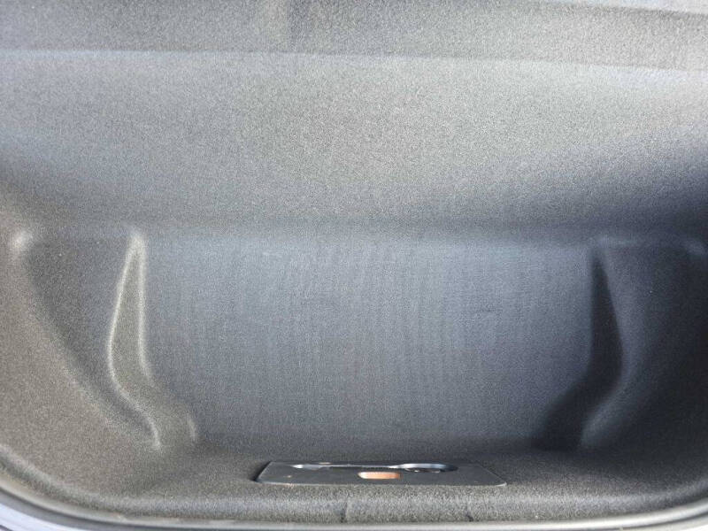 2023 Tesla Model X Standard Range