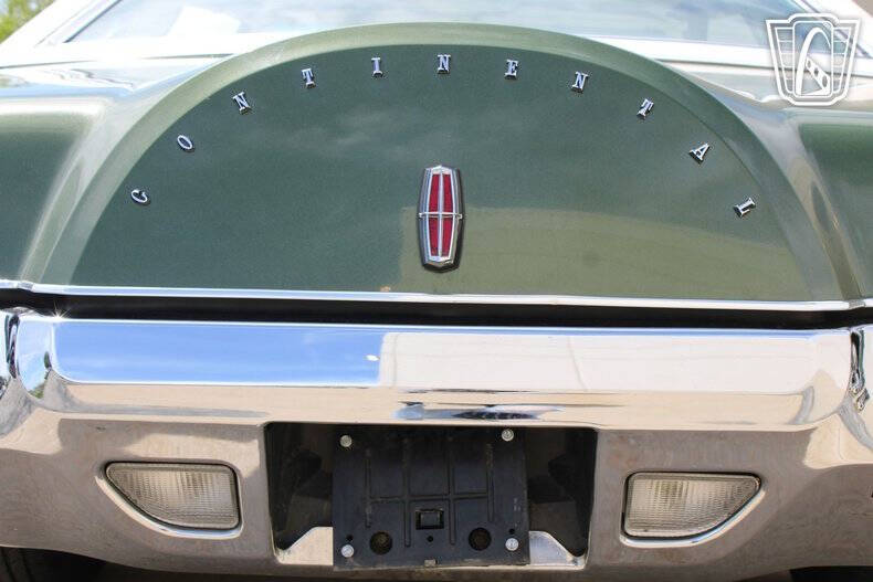 1972 Lincoln Continental