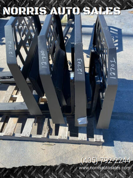2021 EXPRESS STEEL INC 42" TORO/DINGO PALLET FORK for sale at NORRIS AUTO SALES Implement in Oklahoma City OK
