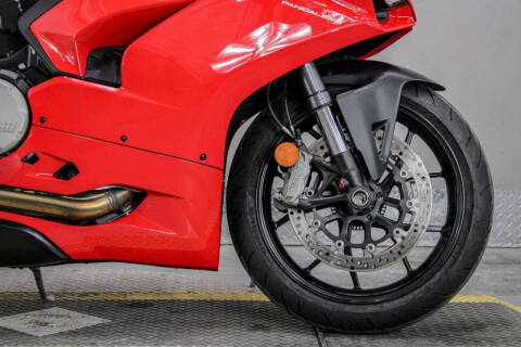 2020 Ducati Panigale V2