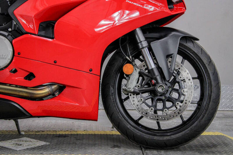 2020 Ducati Panigale V2