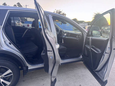 2018 Toyota RAV4 XLE