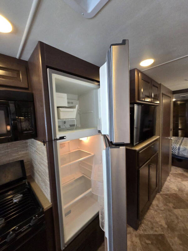 2017 Thor Motor Coach Windsport