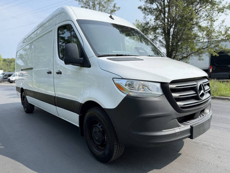 2025 Mercedes-Benz Sprinter Cargo Van Base's photo