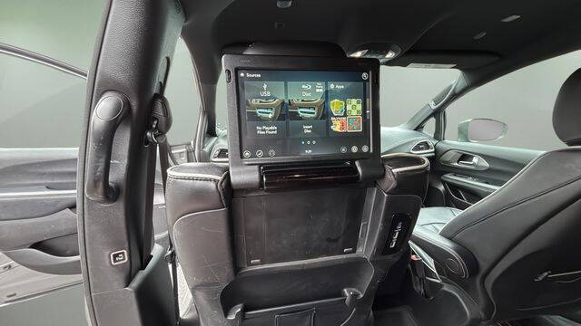 2021 Chrysler Pacifica Hybrid Limited