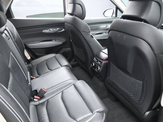 2023 Genesis Electrified GV70