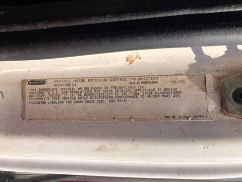 2005 Freightliner M2 106