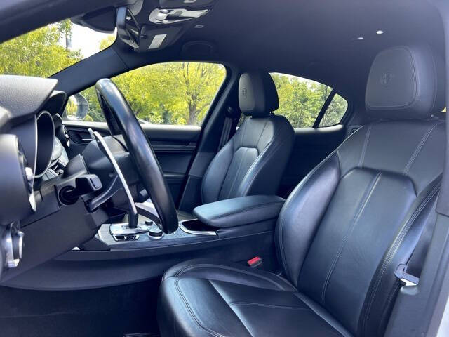 2022 Alfa Romeo Stelvio Sprint