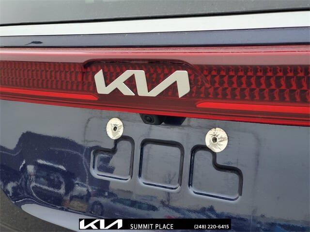 2023 Kia Carnival