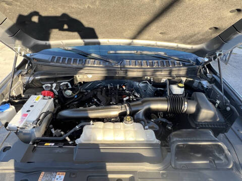 2023 Lincoln Navigator Standard