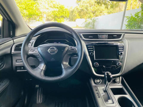 2023 Nissan Murano SV