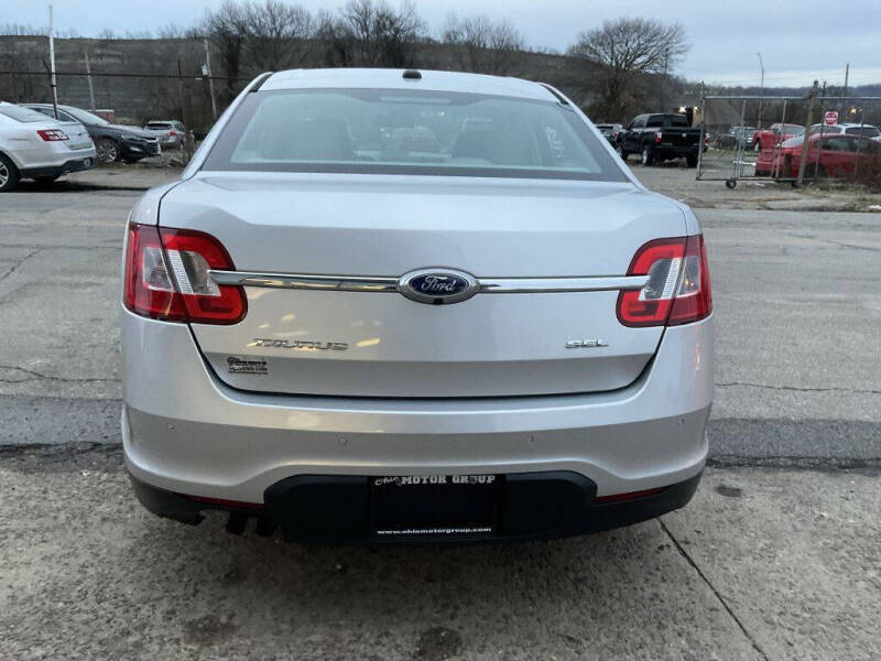 2012 Ford Taurus SEL