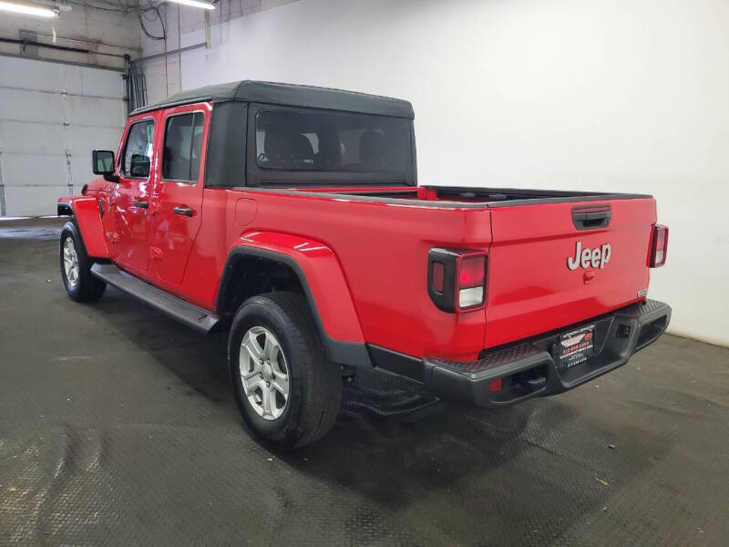 2023 Jeep Gladiator Overland