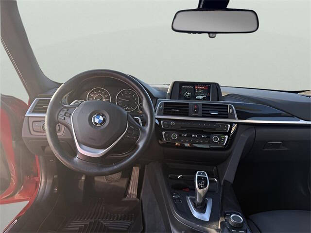 2018 BMW 3 Series 330i xDrive