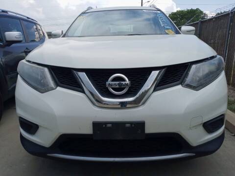 2015 Nissan Rogue for sale at Auto Haus Imports in Grand Prairie TX