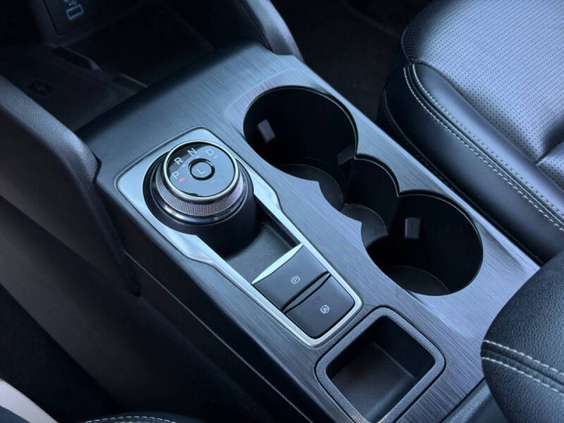 2023 Ford Escape Platinum