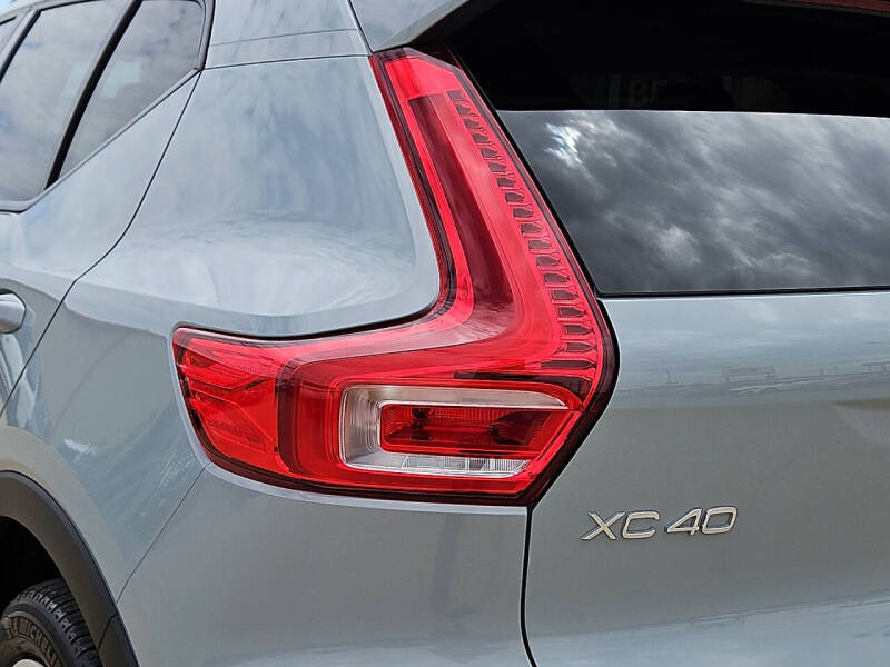 2026 Volvo XC40 B5 Plus