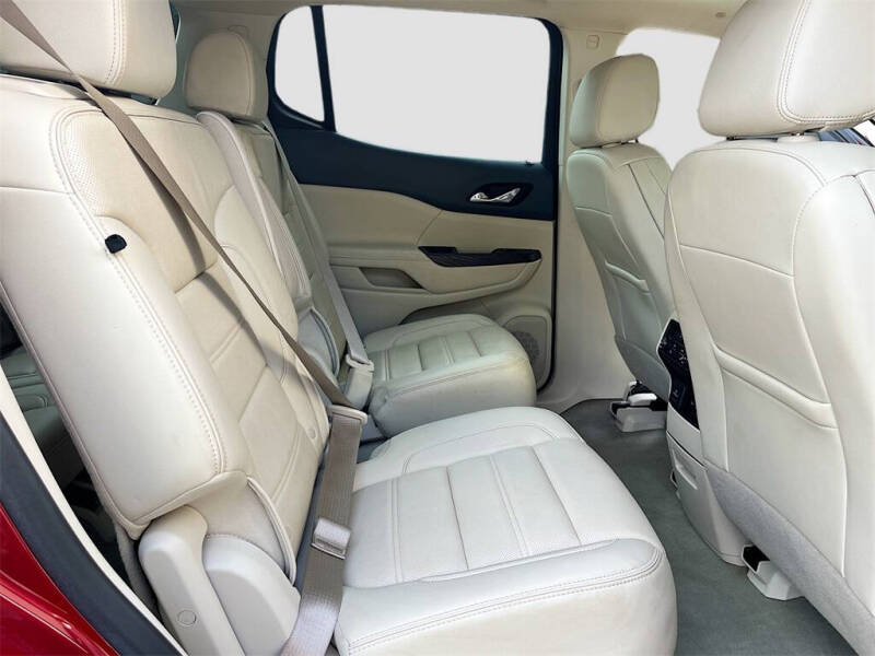 2022 GMC Acadia Denali