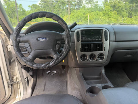 2003 Ford Explorer XLT