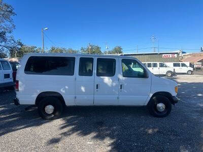 2005 Ford E-Series E-350 SD XL