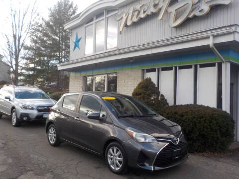 2017 Toyota Yaris 5-Door LE