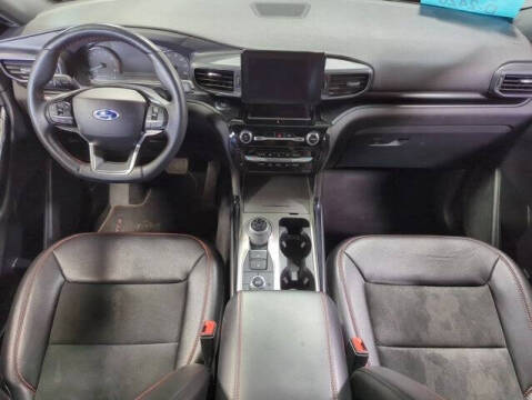 2022 Ford Explorer ST-Line