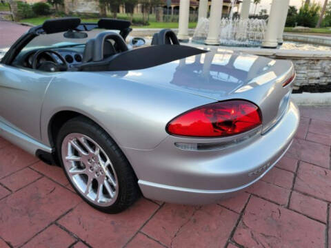2003 Dodge Viper SRT-10