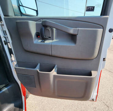 2016 GMC Savana 3500