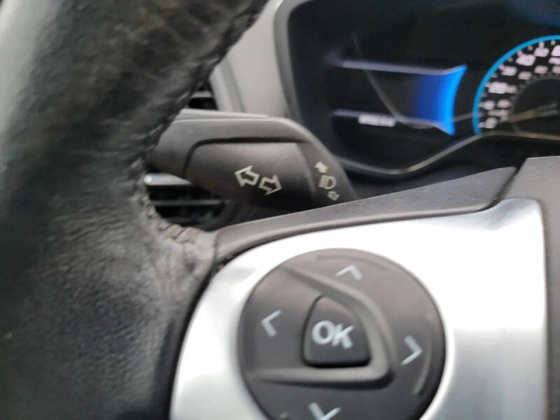 2016 Ford C-MAX Hybrid SE