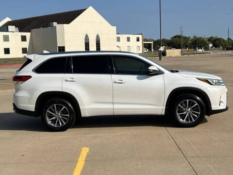 2018 Toyota Highlander Limited Platinum
