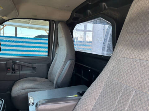 2017 Chevrolet Express 2500