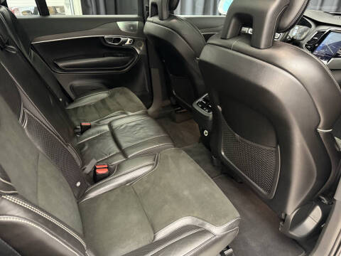 2016 Volvo XC90 T6 R-Design