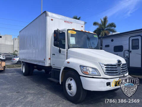 2007 Hino 268