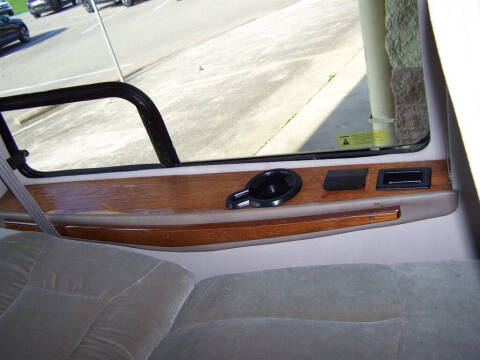 2000 Ford E-Series E-150