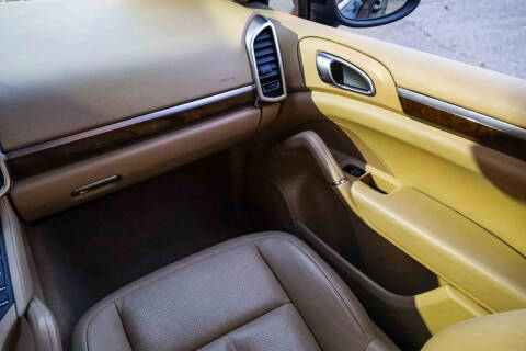 2012 Porsche Cayenne Tiptronic