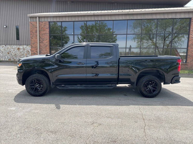 Used 2024 Chevrolet Silverado 1500 Custom Trail Boss with VIN 3GCUDCE80RG175637 for sale in Maysville, KY
