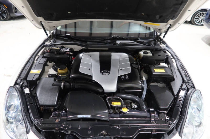 2005 Lexus SC 430